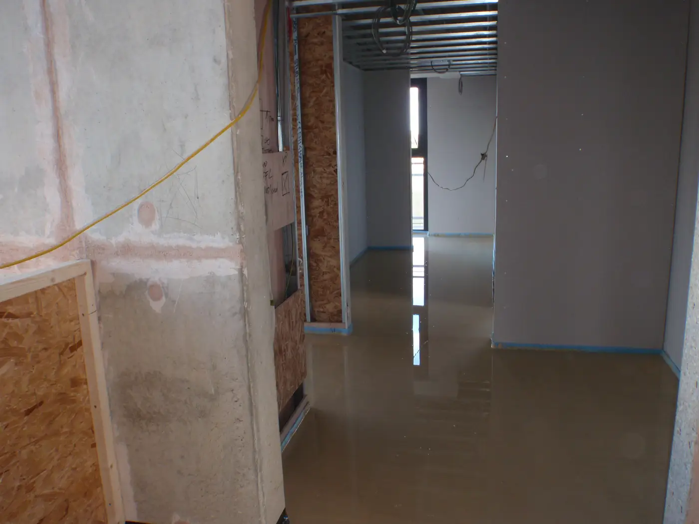 Screed laid through the hallway