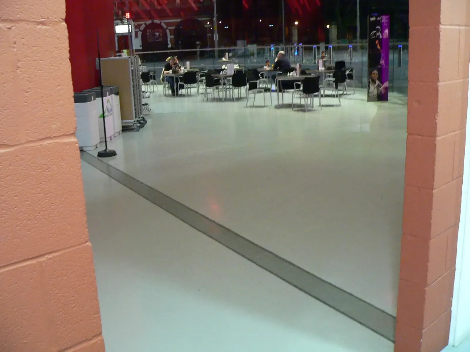 Contrasting bands cast into the epoxy-finished floor